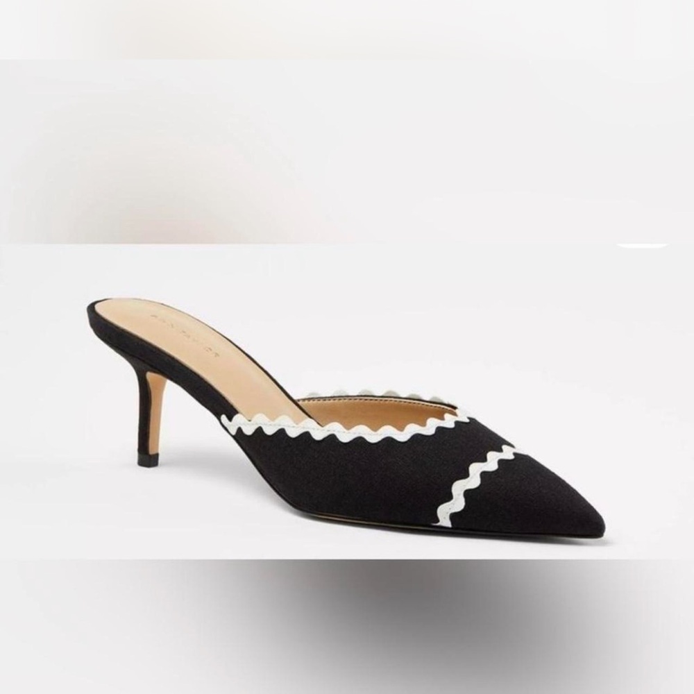 Ann Taylor Ric Rac Embroidered Pumps